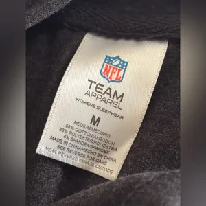 NFL Team Apparel New England Patriots Gray Shirt Size M thumbnail 4
