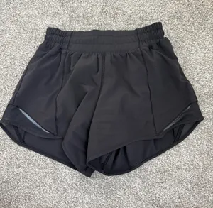 Lululemon Hotty Hot 2.5" thumbnail 1