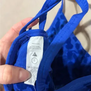 Balance athletica sports bra thumbnail 3