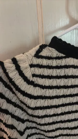 Old Navy Blouse Long Sleeve Striped Button Up thumbnail 5