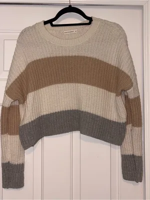 Moon & madison Cropped Striped Knit Sweater in Cream, Tan & Gray Size M thumbnail 1