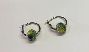 Women’s Clay Green Bead Silver Tone Hoop Signed Viva Beads thumbnail 1