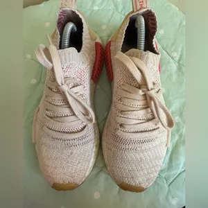 Adidas NMD_R1 STLT Primeknit 'Linen' CQ2030 Women’s Size 6.5 thumbnail 3