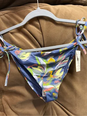 RVCA $105 Blue Floral Pixie Bikini Set New Size‎ Large thumbnail 4
