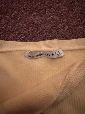 Abercrombie Top Tank Women’s Small thumbnail 2