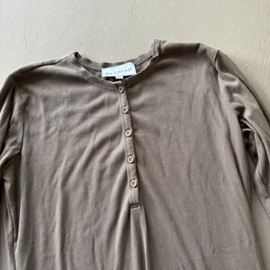 The Slim Skirt Ribbed Henley Top thumbnail 5