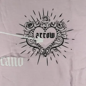 Laura Marano Arrow Shirt Womens‎ Med Pink Comfort Colors Graphic Tee Music Tour thumbnail 3