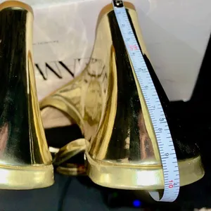 Dream Paris NWOT Beautiful Gold Heels, Size:7 Square Open Toe Wedge Heels, 2Stunning Straps thumbnail 8