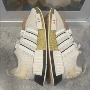 Adidas NMD_R1 Tokyo Shoes - size 6 women's thumbnail 4