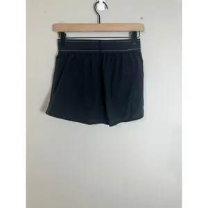 Alo Yoga Match Point Tennis Skirt Black Logo Elastic Skort Small W7158R thumbnail 8