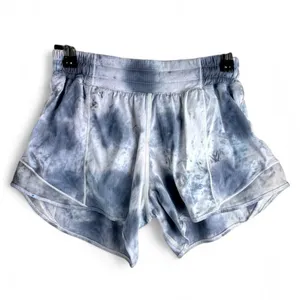 Lululemon Hotty Hot Short II * Long 4" Gray Diamond Dye Pitch Grey Size 4 thumbnail 2