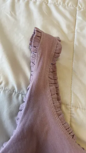 American Eagle NWT ruffle cropped cami thumbnail 3