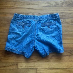 Eddie Bauer Denim Jean Shorts 8 Classic Five Pocket Casual Summer Style thumbnail 5