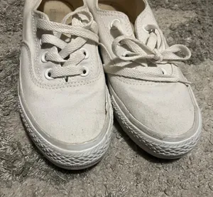 Converse Sneakers thumbnail 3