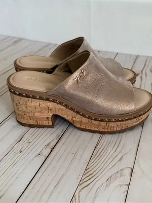 Karl Lagerfeld Paris Clarina Platform Sandal Chunky Wedge in Metallic Latte 8 thumbnail 7