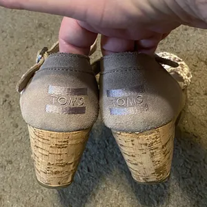 Womens Toms Stucco‎ Woven Platform Wedge Ankle Strap Sandals Size 7 thumbnail 3