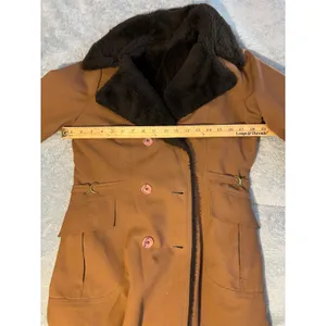 Vintage Camel Brown Double Breasted Faux Fur Collar Trench Coat Jacket Size 8 thumbnail 9