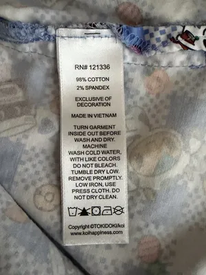 Koi Tokidoki Women L Summer Picnic Eve Scrub Top Shirt Stretch Pockets 1017TKD thumbnail 7