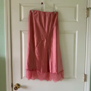 🩷 Anthropologie Bias-Cut Midi Skirt Size S Fits Like XS 2–4 Y2K Satin Slip Skirt thumbnail 11