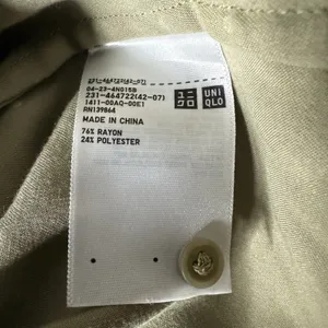 UNIQLO M Olive Green Polka Dot Rayon Boxy Button Down Boyfriend Top Blouse Y2K thumbnail 6