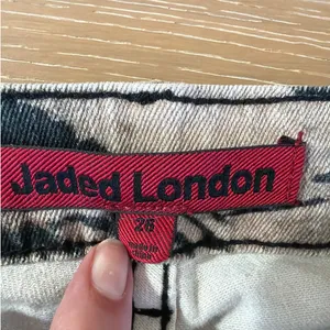 Jaded London Jeans Bootcut Tiger Print Size 26 Black Grayish Taupe thumbnail 3
