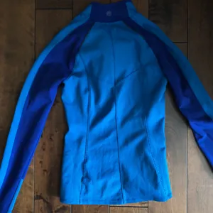 Athleta Top Long Sleeve‎ Top XXS thumbnail 3