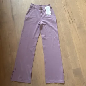 Lululemon Softstreme HR ride leg Pique pant regular thumbnail 4