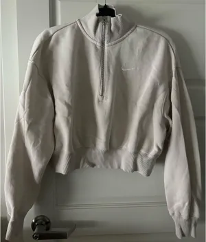 Nike Half-Zip Cropped Sweatshirt thumbnail 1