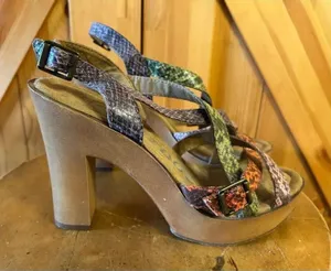 Rocket Dog "Butterfly" High Heel Size 7 thumbnail 1