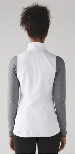 Lululemon Hill And Valley White Lightweight Athletic Vest 6‎ thumbnail 1
