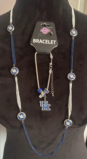 NWT Kentucky Wildcats UK Blue & White Logo Necklace & Bracelet Jewelry Set thumbnail 1