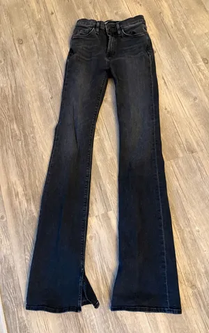Hudson flare jeans  thumbnail 1