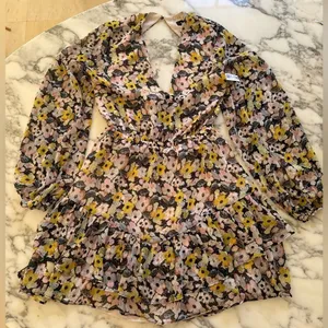 NWT Vici Floral Tiered Ruffle Mini Dress M –Nordstrom Sold Out Black Pink Yellow thumbnail 5