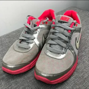 Nike Air Relentless Training Sneakers thumbnail 2
