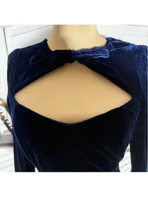 Collectif London blue velvet midi dress pencil sweetheart homecoming whimsigoth thumbnail 11