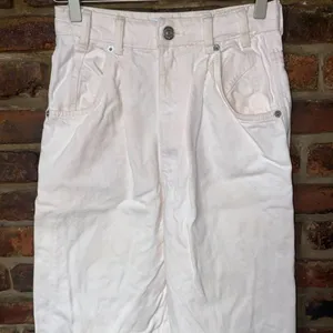 Zara High Waisted Light Pink Denim Mom Jeans Women's Size 2 thumbnail 2