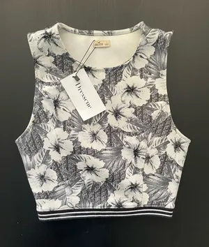 Hollister Top ( Small) thumbnail 1