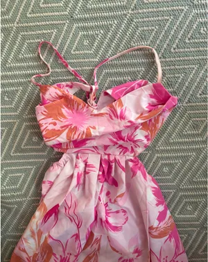 Pink floral dress thumbnail 3