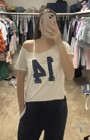 PacSun Off-The-Shoulder Top Crop thumbnail 1