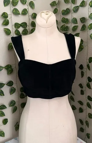 ALO YOGA black Corduroy Winter Break top medium fall preppy Pilates yoga casual thumbnail 1