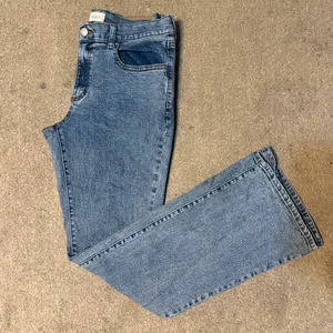 Pacsun Light Wash Y2K Low Rise Bootcut Jeans Size 29 thumbnail 1