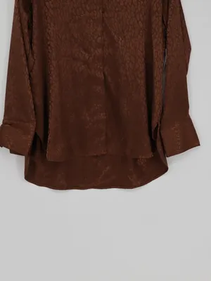 Old Navy Satin Boyfriend Shirt Women’s Medium Espresso Leopard Jacquard NWT thumbnail 3
