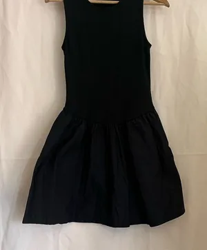 Elegant Black  Dress thumbnail 1