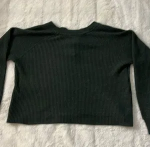 Old Navy Sweater thumbnail 4