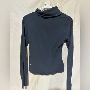 Lululemon long sleeve thumbnail 2