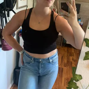 PacSun Black tank top thumbnail 1