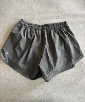 Lululemon Hotty Hot Shorts thumbnail 2