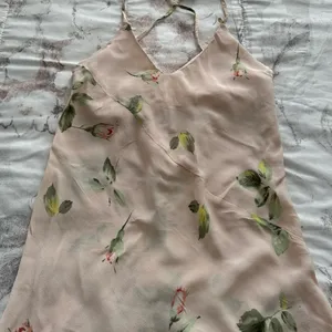 Obey beige floral Y2K spaghetti straps slip dress, size M criss cross back boho thumbnail 15