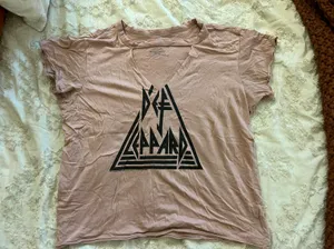 Def Leppard Cut Out Tee thumbnail 1