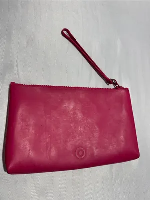 Hunter Hot Pink Wristlet Clutch thumbnail 2